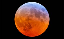 2025-03-25: A Blue Banded Blood Moon